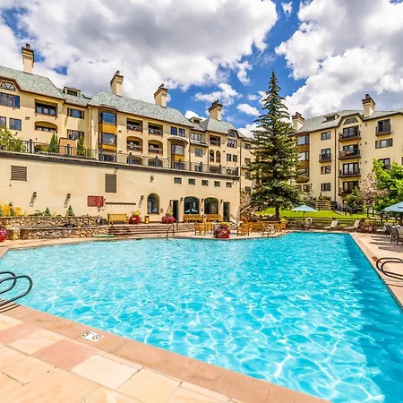 Scenic 2Br & 2Ba Escape - Walk To Trails & Village Dining